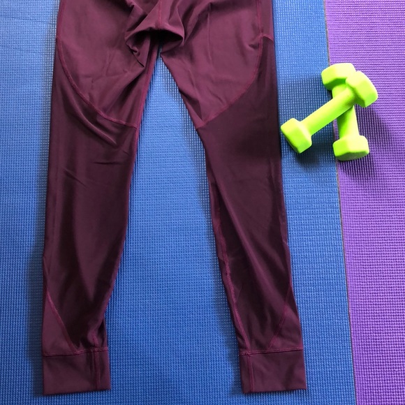 Lululemon pants - Picture 5 of 8
